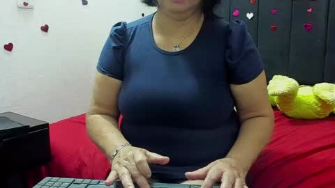 Eva online show from 06/08/26, 01:33