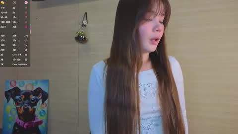 Snapshot of evabate chatting on 10/09/25, 06:00 Hi my name is Eva welcome online show from 10/09/25, 06:00