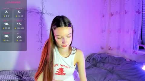 Hi Im Eva - welcome to my room online show from 11/29/25, 04:10