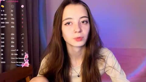 Snapshot of evabradly chatting on 10/18/25, 06:41 evabradly online show from 10/18/25, 06:41