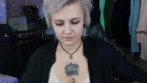 Snapshot of evabrownie chatting on 01/31/25, 03:33 Eva Brownie online show from 01/31/25, 03:33