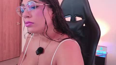 Jenny Carters online show from 07/25/26, 07:55