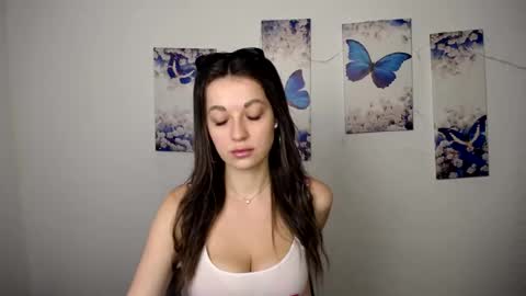 Snapshot of evaeldis chatting on 07/05/26, 05:31 Eva online show from 07/05/26, 05:31