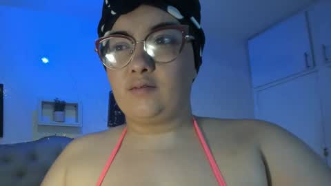 Snapshot of evafla_ chatting on 12/16/25, 09:58 Eva online show from 12/16/25, 09:58