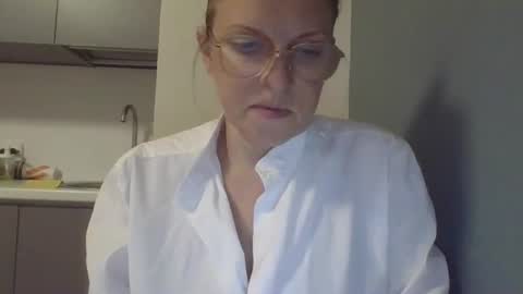 evaglad online show from 09/20/25, 03:57