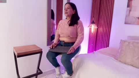 Snapshot of evagoddess_ chatting on 05/22/26, 08:25 EVA GODDESS online show from 05/22/26, 08:25