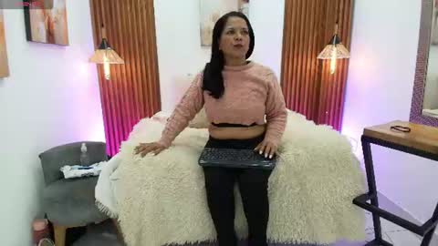 Snapshot of evagoddess_ chatting on 06/30/26, 07:59 EVA GODDESS online show from 06/30/26, 07:59