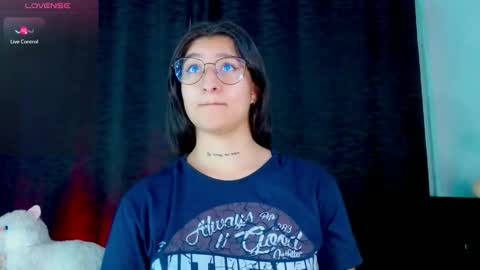 Snapshot of evah_lee chatting on 12/23/25, 03:48 Evah Lee online show from 12/23/25, 03:48