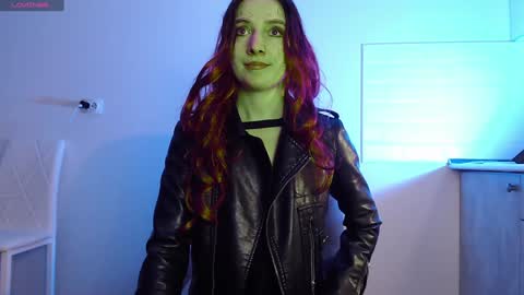 Eva online show from 01/18/25, 04:04