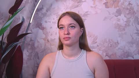 evahariss1 online show from 09/14/25, 06:56