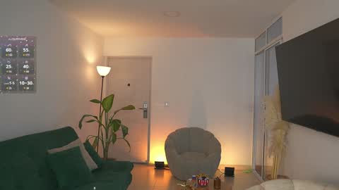 evajacksss_ online show from 01/17/25, 10:01