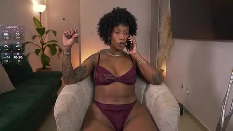 evajacksss_ online show from 03/12/25, 11:54