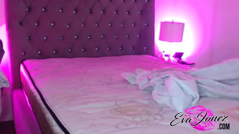 Eva online show from 12/16/24, 06:21