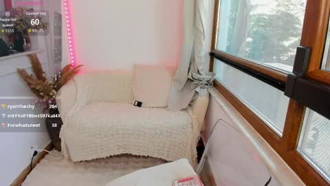 Snapshot of evak_ chatting on 04/09/26, 06:19 Eva K online show from 04/09/26, 06:19