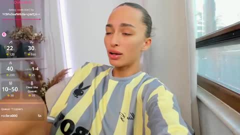 Snapshot of evak_ chatting on 04/13/26, 06:41 Eva K online show from 04/13/26, 06:41