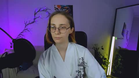 evalora online show from 10/18/25, 12:17