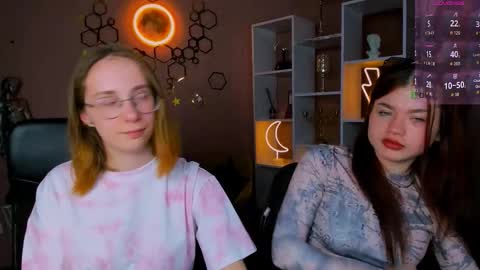 evalora online show from 03/27/26, 01:44