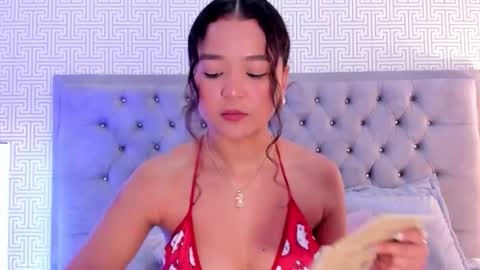 Snapshot of evalunna__ chatting on 02/09/26, 08:02 Eva Luna online show from 02/09/26, 08:02