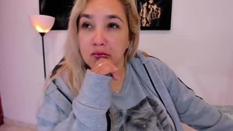  Eva  online show from 01/06/25, 12:57