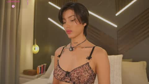 Snapshot of evamoretti chatting on 04/19/26, 06:32 Eva Moretti online show from 04/19/26, 06:32