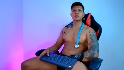 Snapshot of evan_greey chatting on 03/11/25, 03:45 EVAN GREY online show from 03/11/25, 03:45