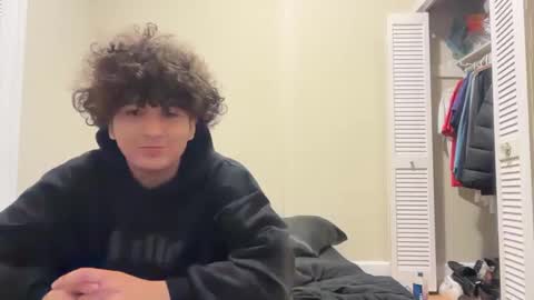 Snapshot of evanbrown333 chatting on 10/20/25, 02:01 Evan Brown online show from 10/20/25, 02:01