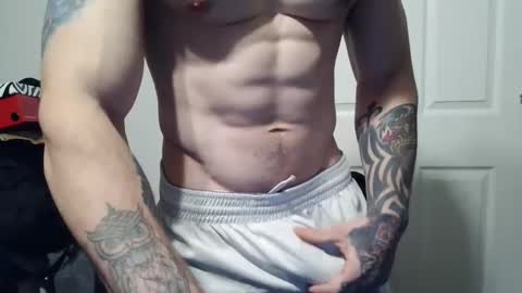 Snapshot of evancage chatting on 12/12/24, 11:47 evan cage online show from 12/12/24, 11:47