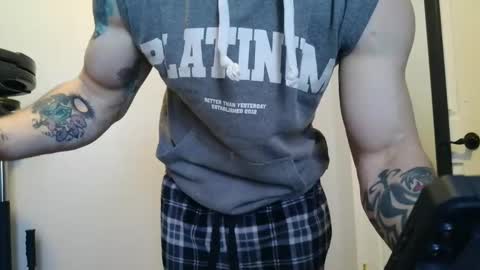 Snapshot of evancage chatting on 01/12/25, 02:41 evan cage online show from 01/12/25, 02:41