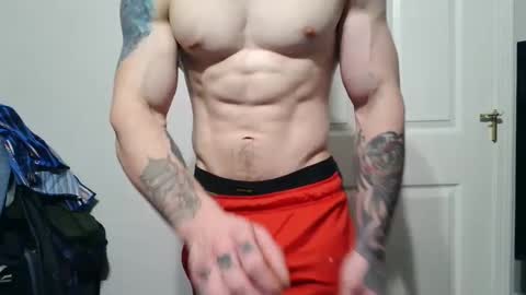 Snapshot of evancage chatting on 01/19/25, 11:43 evan cage online show from 01/19/25, 11:43