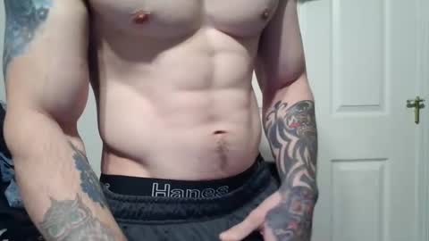 Snapshot of evancage chatting on 01/23/25, 01:08 evan cage online show from 01/23/25, 01:08