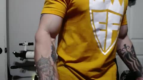 Snapshot of evancage chatting on 02/17/25, 10:25 evan cage online show from 02/17/25, 10:25