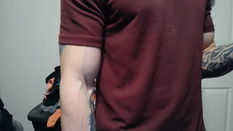 Snapshot of evancage chatting on 02/25/25, 05:58 evan cage online show from 02/25/25, 05:58