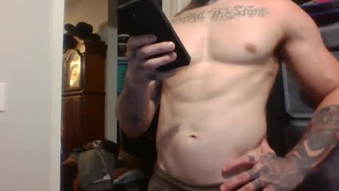 Snapshot of evancage chatting on 09/13/25, 12:32 evan cage online show from 09/13/25, 12:32