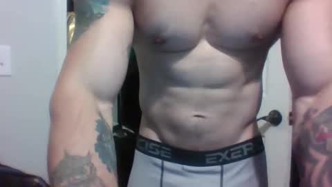 Snapshot of evancage chatting on 11/03/25, 01:51 evan cage online show from 11/03/25, 01:51