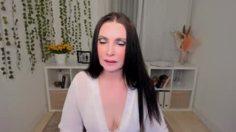 Snapshot of evanessa_x chatting on 04/29/26, 09:57 Evanessa online show from 04/29/26, 09:57