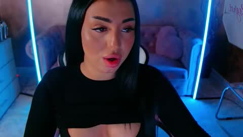 Eva online show from 10/19/25, 05:13