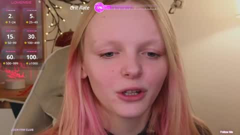 Snapshot of evangel1ne chatting on 01/03/25, 09:25 evangel1ne online show from 01/03/25, 09:25