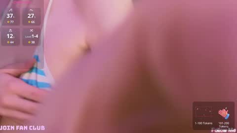 Snapshot of evangel1ne chatting on 01/25/25, 11:44 evangel1ne online show from 01/25/25, 11:44