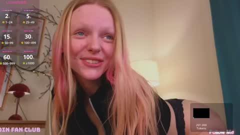 Snapshot of evangel1ne chatting on 02/05/25, 12:27 evangel1ne online show from 02/05/25, 12:27