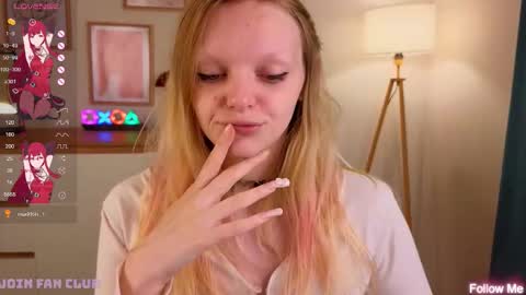 Snapshot of evangel1ne chatting on 09/28/25, 09:31 evangel1ne online show from 09/28/25, 09:31