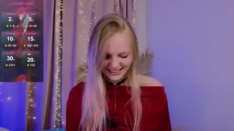 Snapshot of evangel1ne chatting on 10/09/25, 09:35 evangel1ne online show from 10/09/25, 09:35