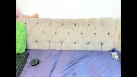 evangely15_ online show from 03/05/25, 11:06