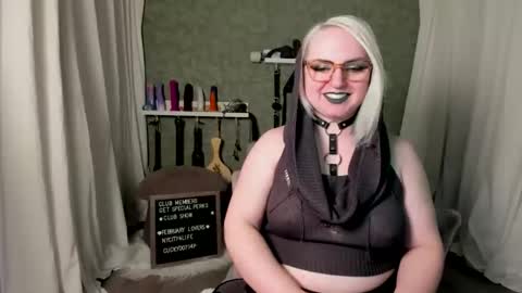 Snapshot of evanharlowe chatting on 03/14/26, 10:15 Evan Harlowe online show from 03/14/26, 10:15