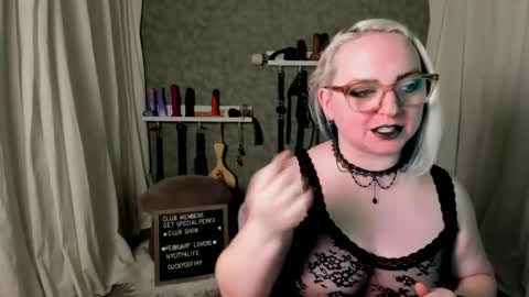 Snapshot of evanharlowe chatting on 03/21/26, 10:24 Evan Harlowe online show from 03/21/26, 10:24