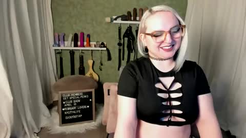 Snapshot of evanharlowe chatting on 03/27/26, 10:20 Evan Harlowe online show from 03/27/26, 10:20