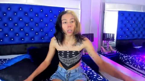 evanllelyne online show from 11/04/25, 11:42