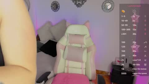 hailey online show from 11/28/25, 05:32