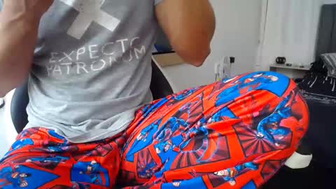 Snapshot of evans_king chatting on 02/16/25, 04:21 Evan online show from 02/16/25, 04:21