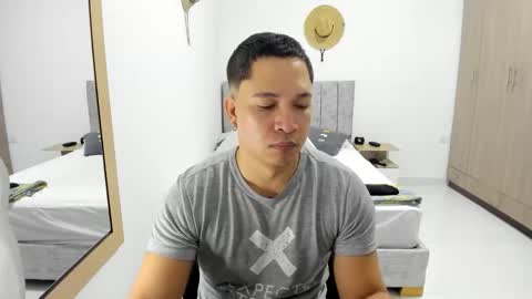 Snapshot of evans_king chatting on 04/19/26, 09:30 Evan online show from 04/19/26, 09:30
