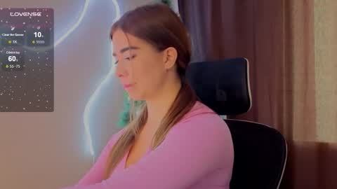 Snapshot of evapuff chatting on 02/05/26, 10:09 evapuff online show from 02/05/26, 10:09